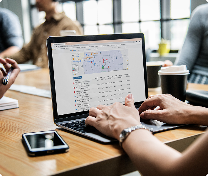 hero-image: laptop with diagrams